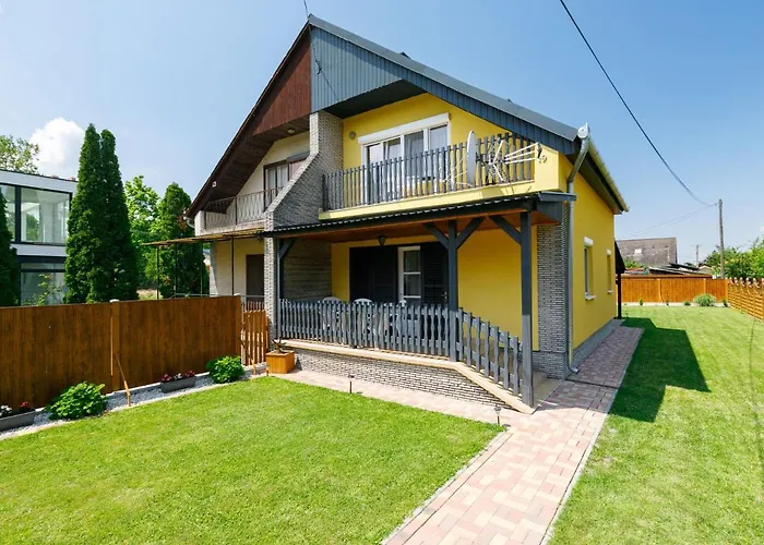 Hibiscus By Interhome